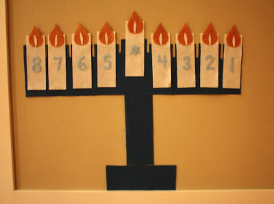 Kid-Friendly Decoration: Felt Menorah - Repeat Crafter Me