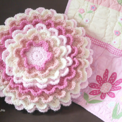 Crochet Blooming Flower Pillow