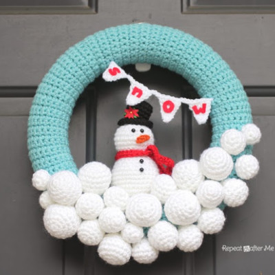 Crocheted Snowball Wreath