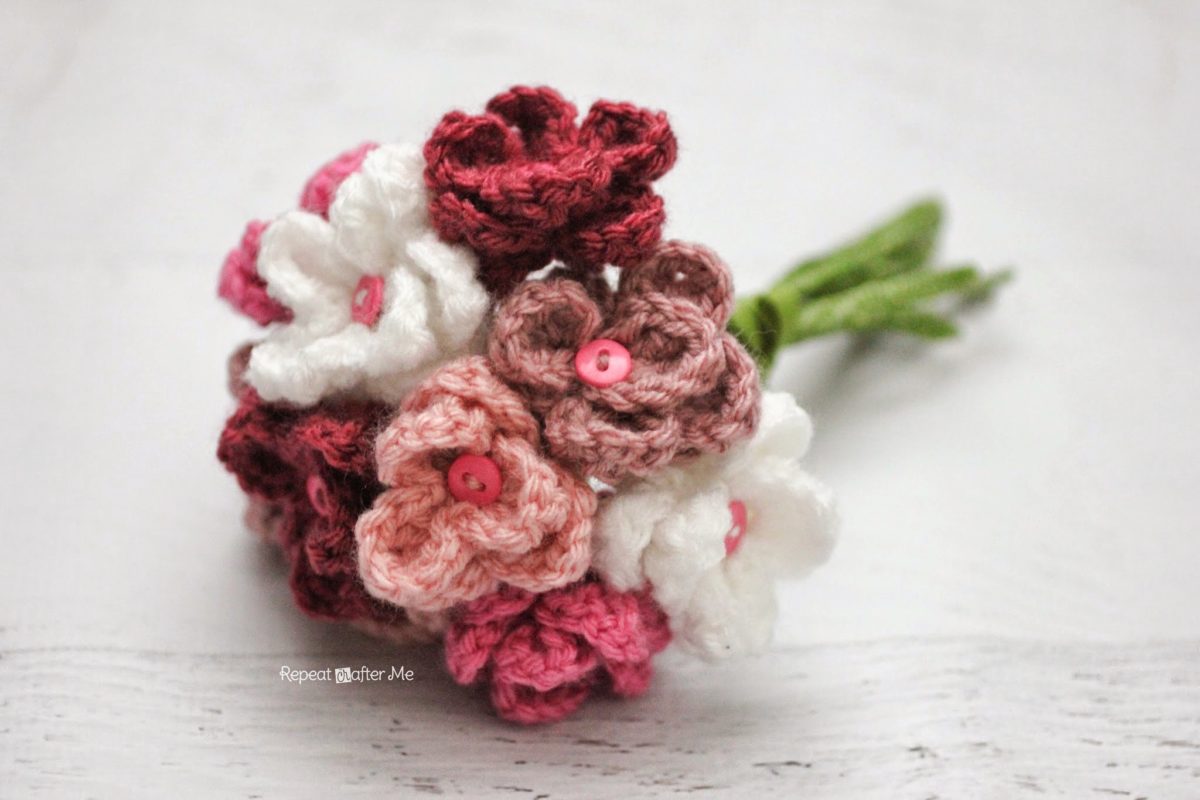 Crochet Flower Patterns : Amigurumi Flower Tutorials: Crochet Patterns Book  (Paperback)