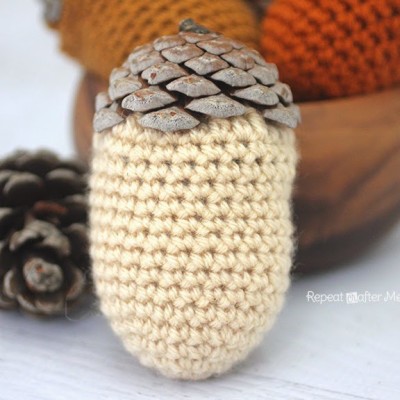 Crochet Acorn Pine Cones
