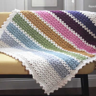 Quick and Easy Chunky Crochet V-Stitch Afghan (Leslie’s Lapghan)