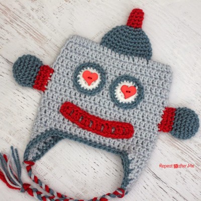 Crochet Lovebot Robot Hat