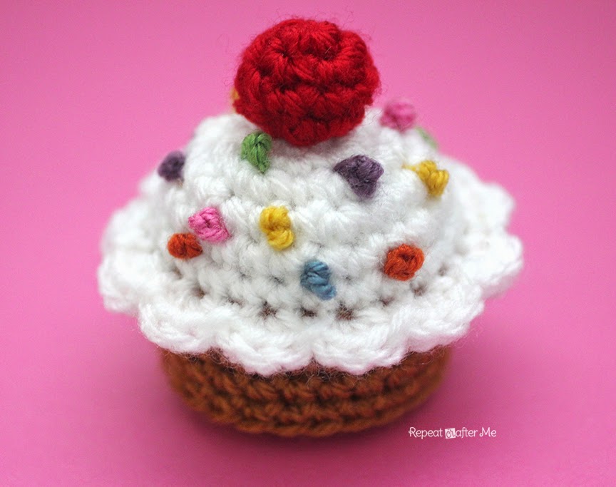 Download Crochet Cupcake - Repeat Crafter Me