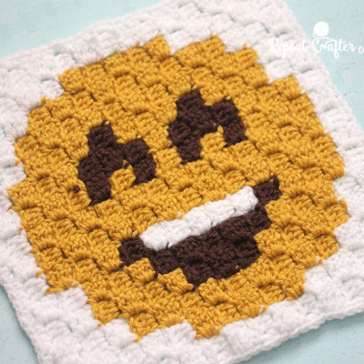 Happy Face Emoji C2C square and pixel graph