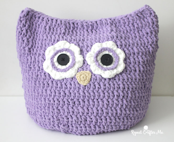 Free Crochet Heart Pillow Pattern - Bulky Love to Cuddle Pillow