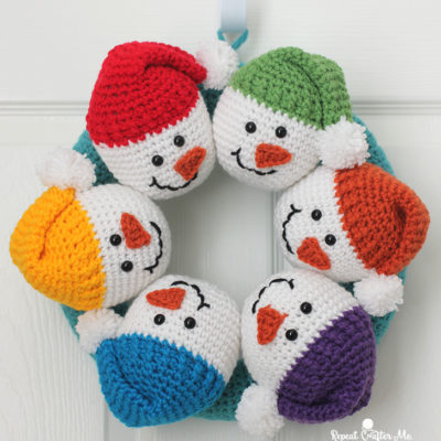 Circle of Snowmen Crochet Wreath