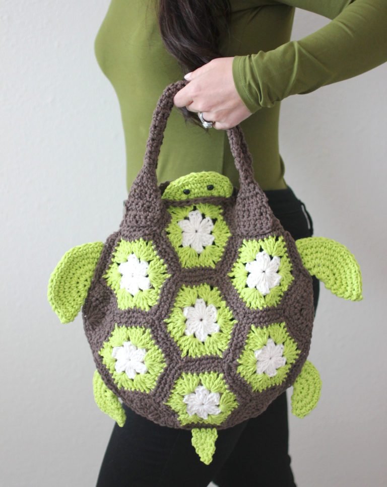 Crochet Sea Turtle Tote - Repeat Crafter Me