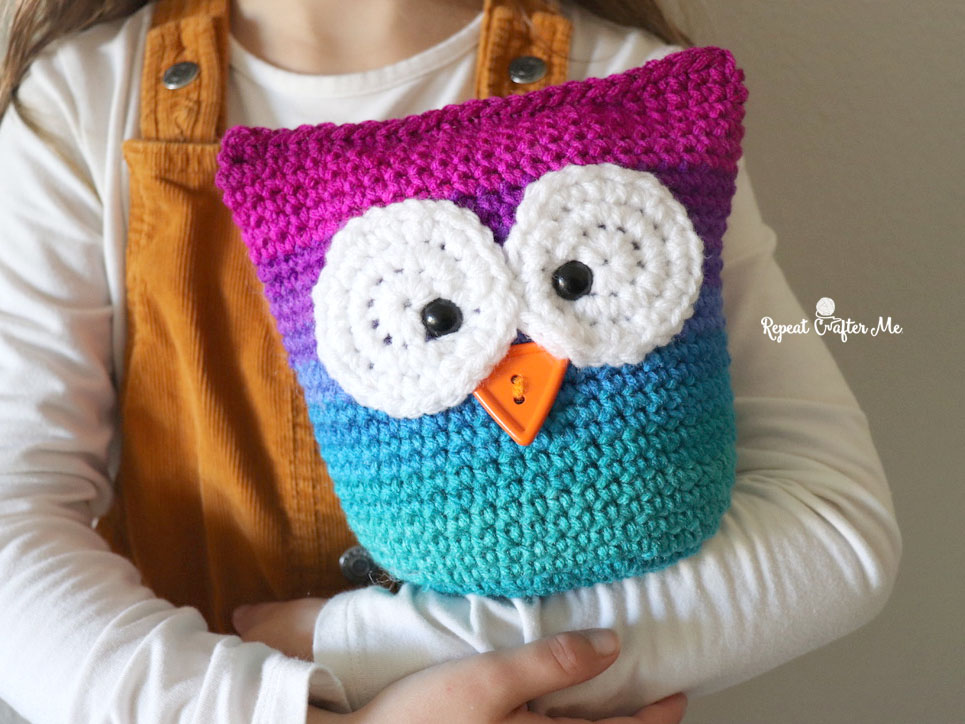 Easy Crochet Owl with Red Heart Super Saver Stripes - Repeat Crafter Me