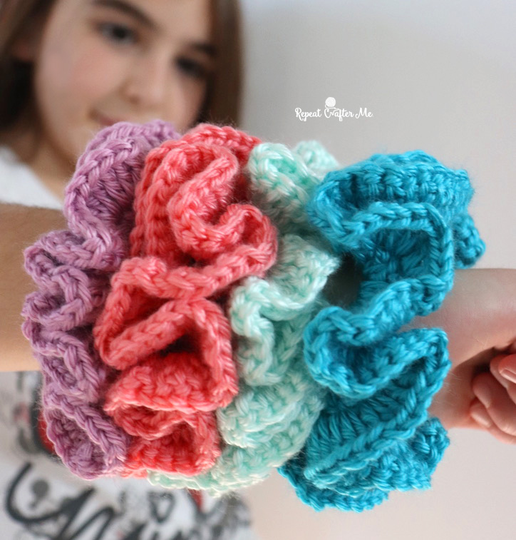 Crochet Simply Scrunchies - Repeat Crafter Me