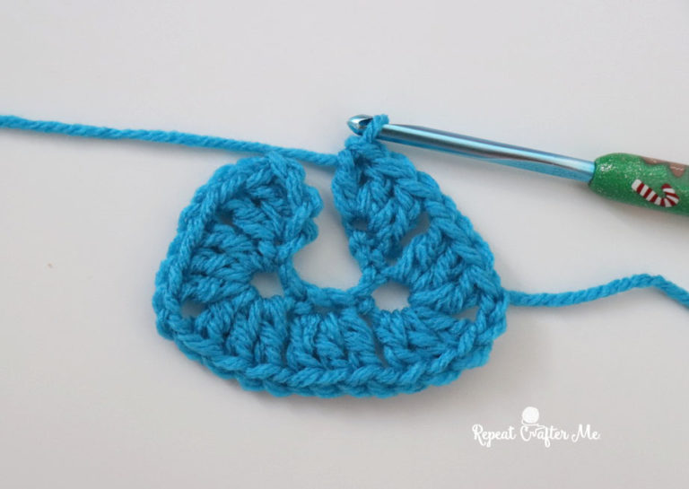 Crochet Mini Granny Stitch Sweater - Repeat Crafter Me