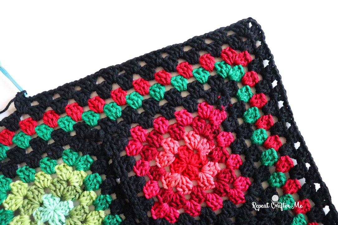 Granny Square Christmas Crochet Blanket - Repeat Crafter Me