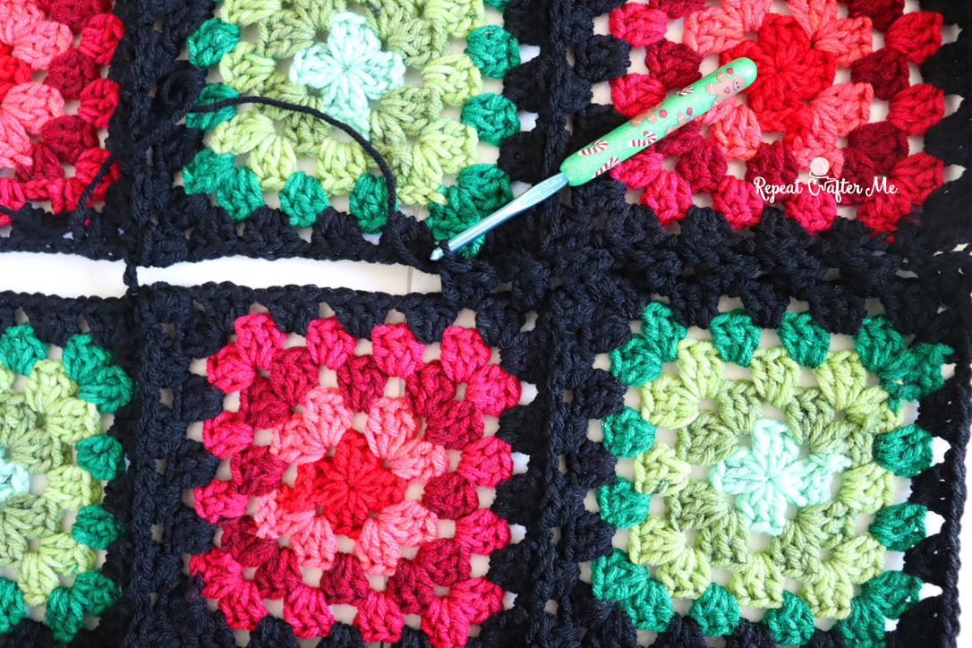 Granny Square Christmas Crochet Blanket - Repeat Crafter Me