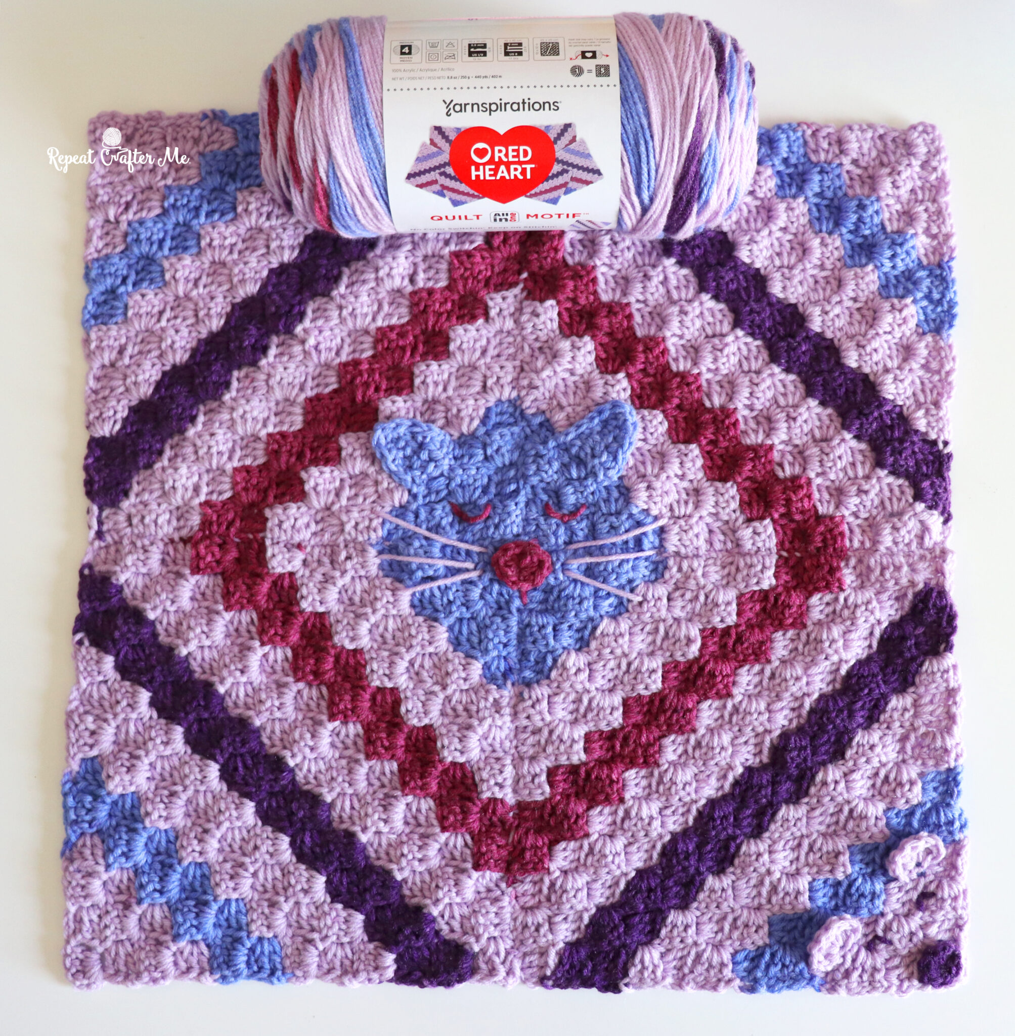 Purr-fectly Playful: My Cat & Mouse Red Heart All In One Quilt Motif ...