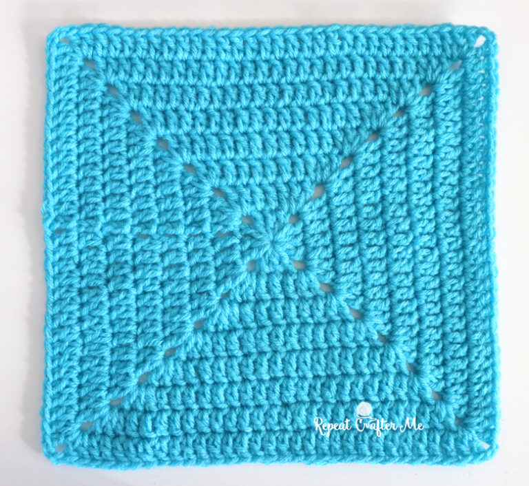Easy Double Crochet Solid Granny Square - Repeat Crafter Me