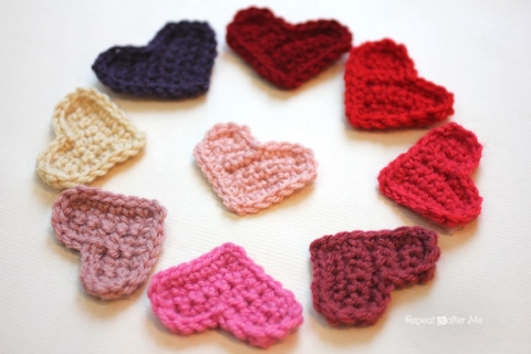 Easy Crochet Heart Pattern - Repeat Crafter Me