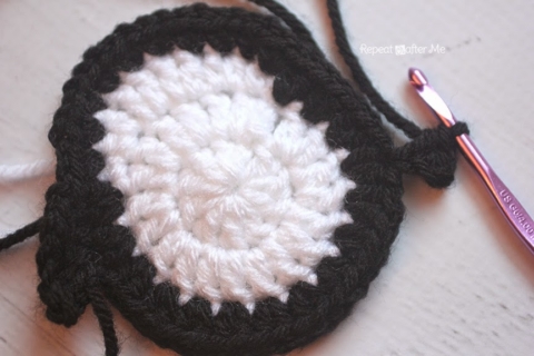 Penguin: Crochet Penguin Applique 
