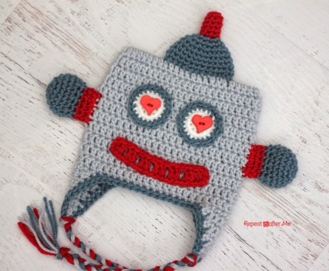 Crochet Lovebot Robot Hat - Repeat Crafter Me