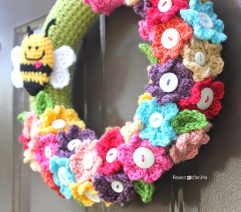 Reluctant Entertainer - CROCHET FLOWER BOUQUETbeautiful for spring or  Mother's Day! Get the pattern (affiliate link)
