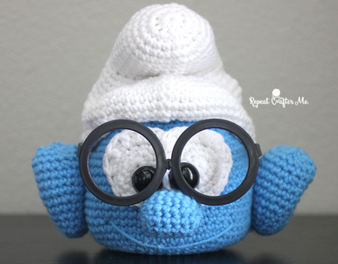 Kitchen Fun With My 3 Sons - These CROCHET HOLDERS for your EYE GLASSES are  the cutest things ever! <3 Found here -->  crochet-glasses-holder