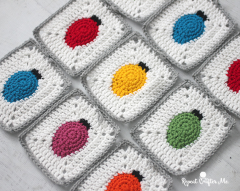 Granny Square Crochet Pattern Book - Christmas Edition - Rawcraft
