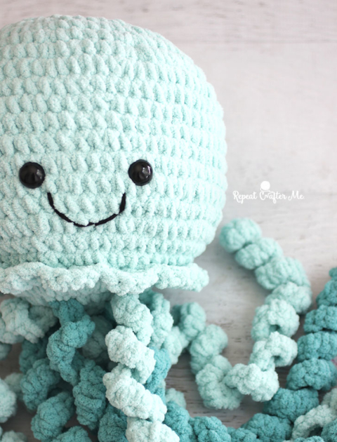 Giant Crochet Jellyfish - Repeat Crafter Me