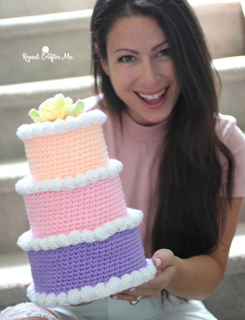 Yarn Ball Birthday Cake - Repeat Crafter Me