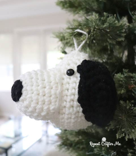 Crochet Charlie Brown And Snoopy Inspired Ornaments Repeat Crafter Me