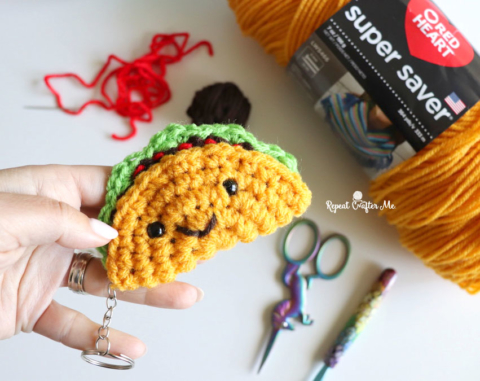 12+ Fun Crochet Food Patterns for Cinco de Mayo: Taco, Burrito & Fiesta Amigurumi