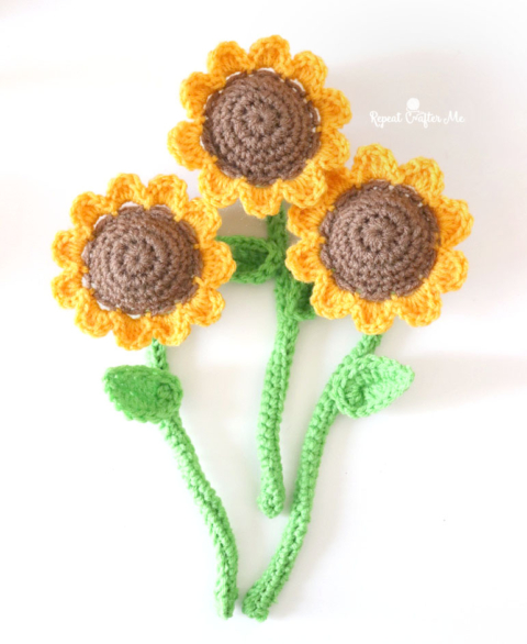 Crochet Sunflower - Repeat Crafter Me